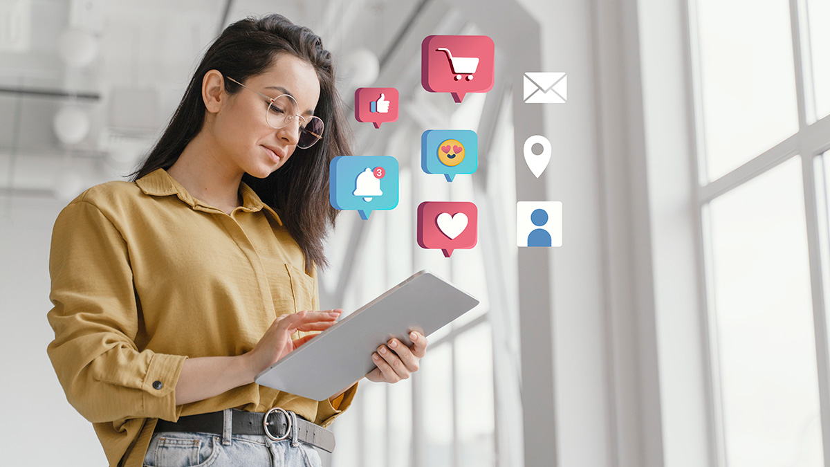 How Paid and Organic Social Media Marketing Work Together to Supercharge Growth